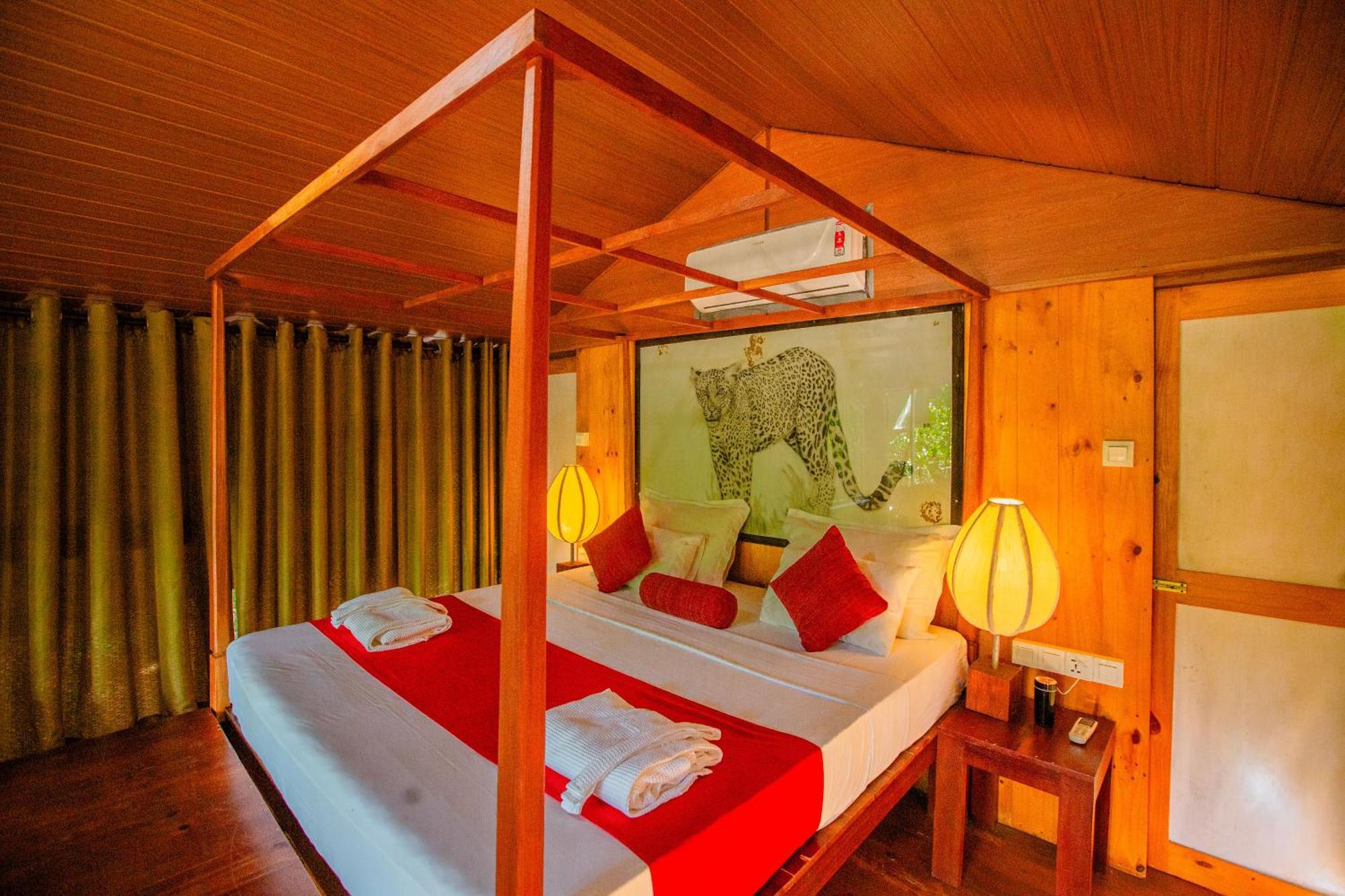 Lowin Yala Exterior photo