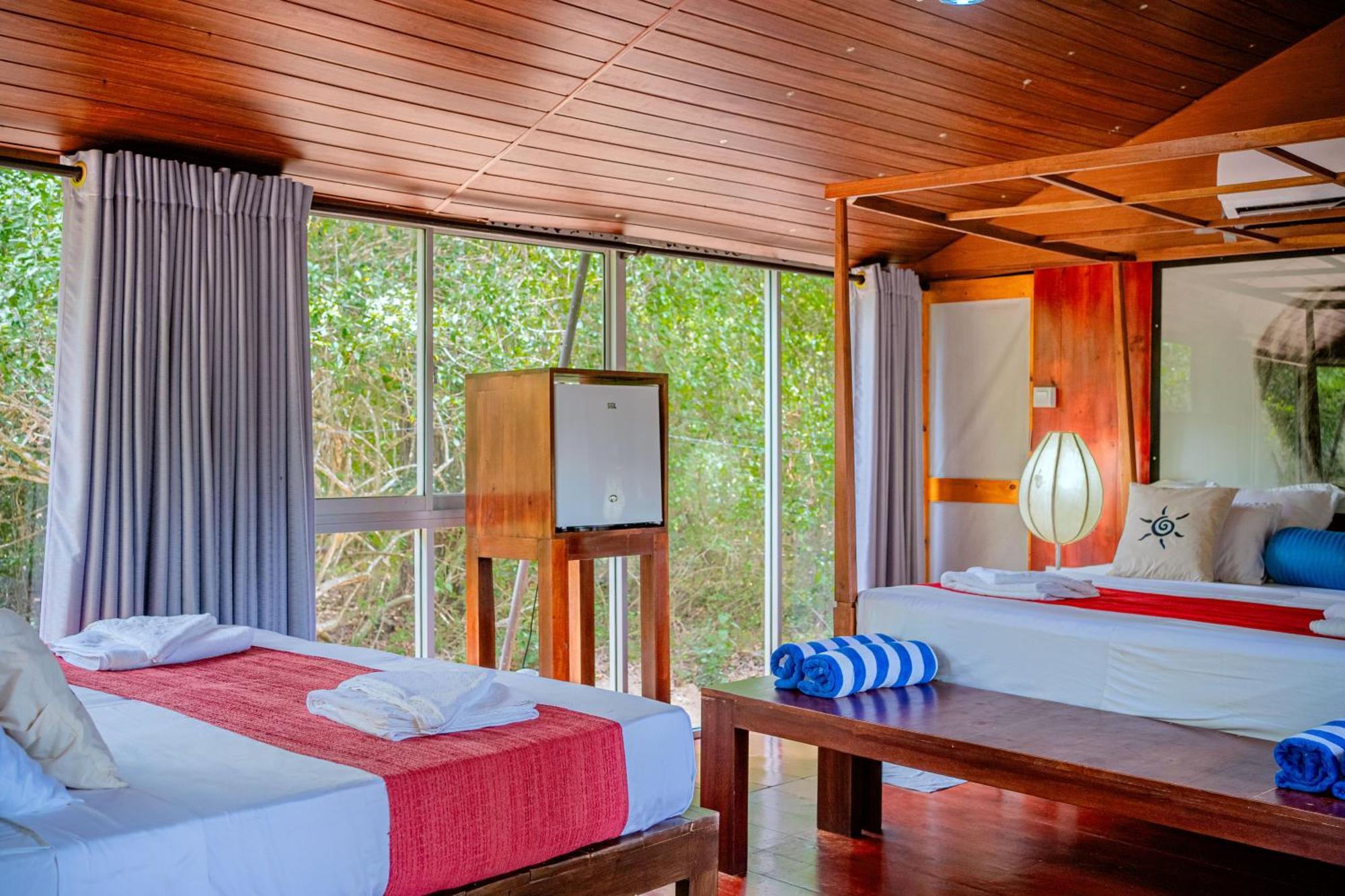 Lowin Yala Exterior photo