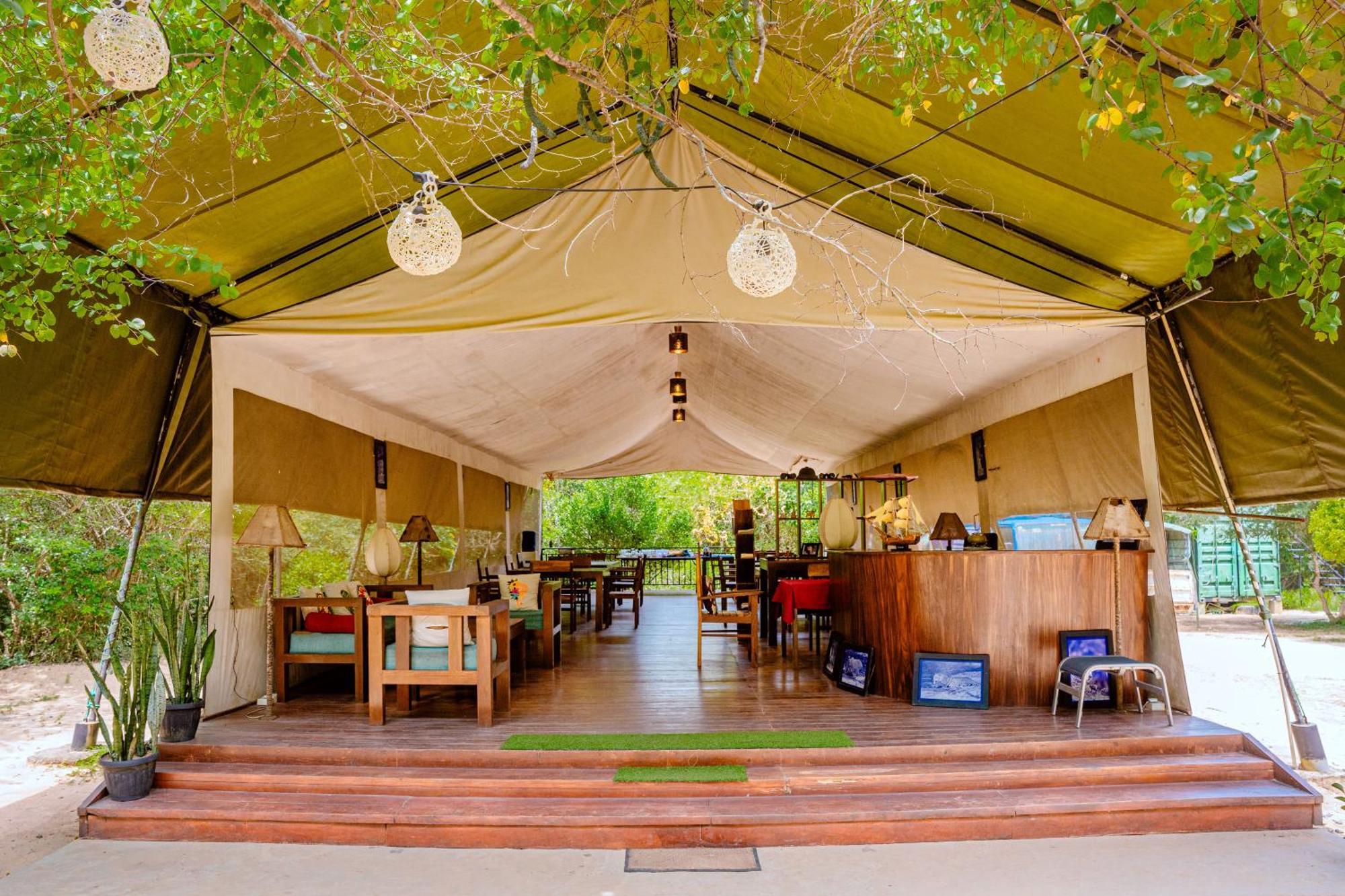Lowin Yala Exterior photo