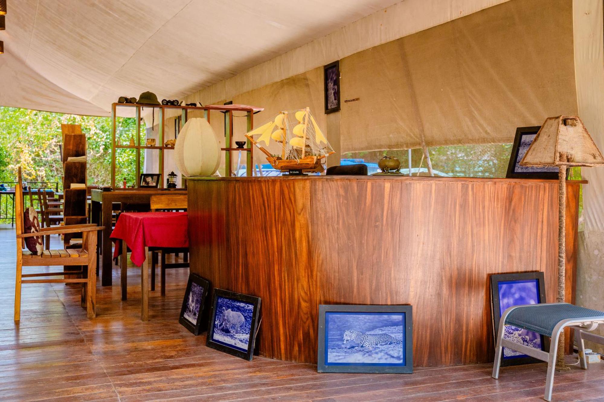 Lowin Yala Exterior photo