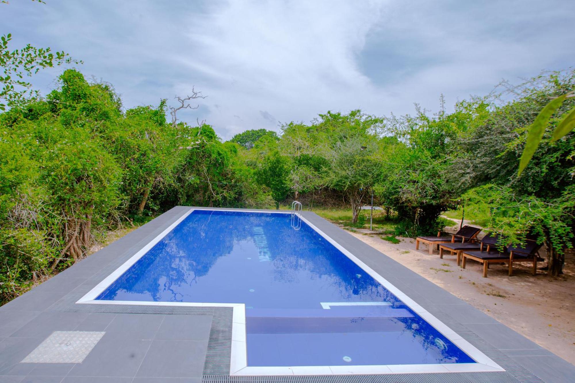 Lowin Yala Exterior photo